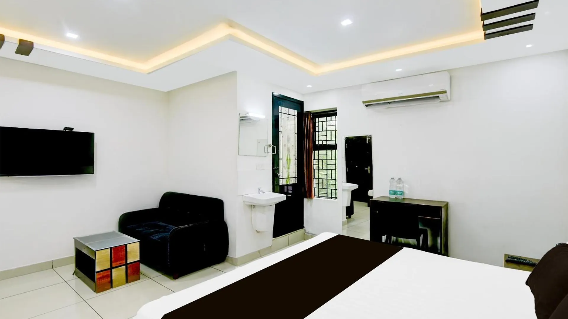 Hotel O R K Residency Varakal