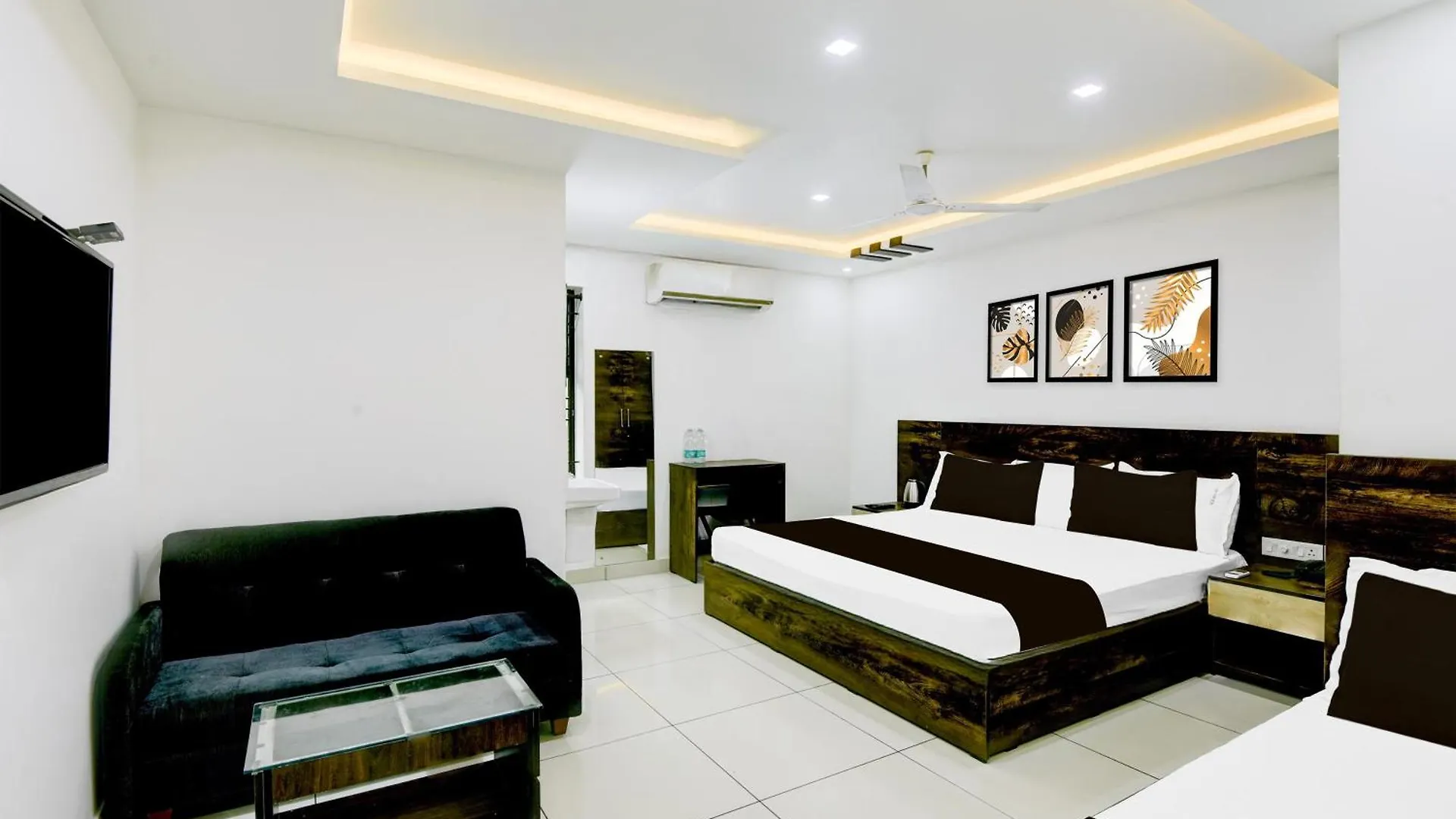 Hotel O R K Residency Varakal 3*,