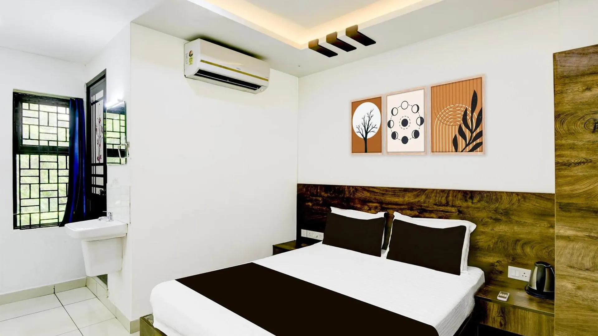Hotel O R K Residency Varakal India