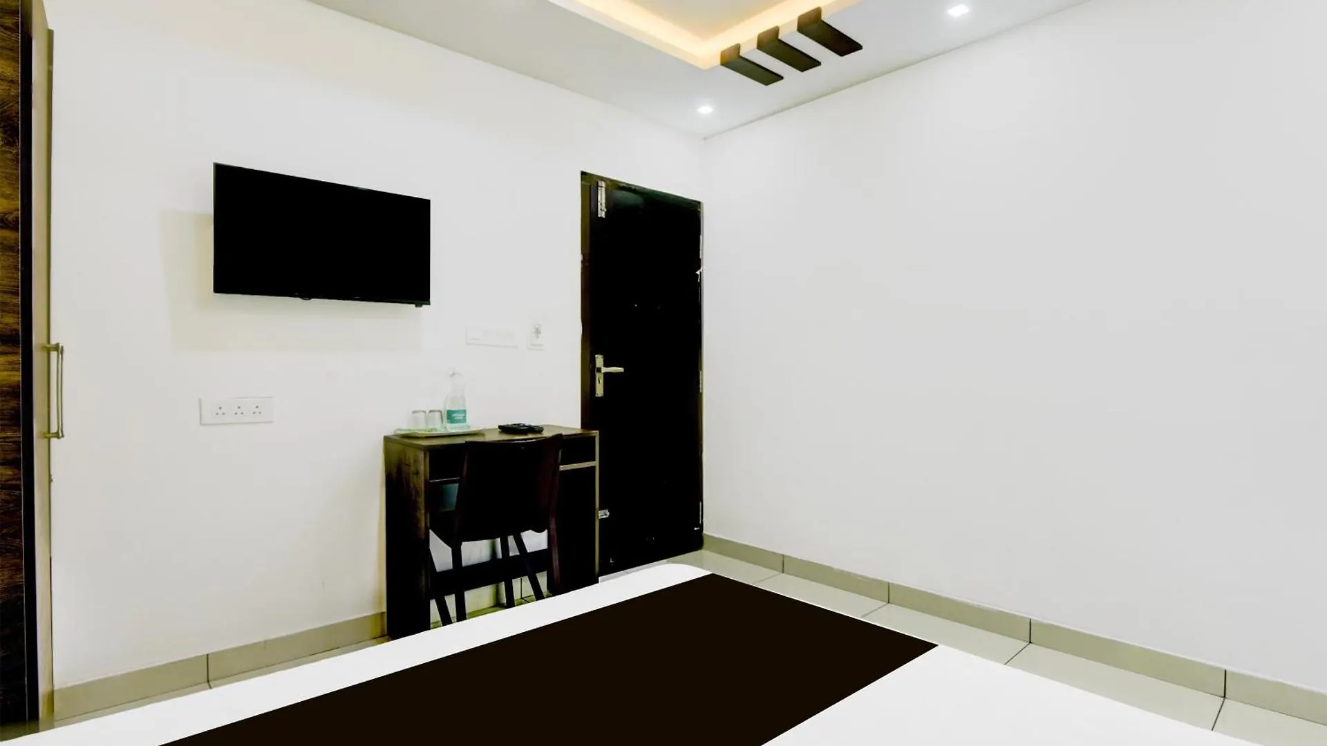 Hotel O R K Residency Varakal Inde